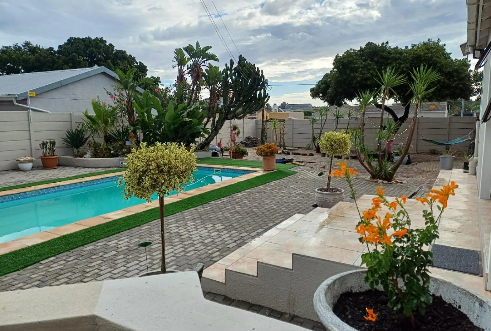 Stylish Studio In Tableview Stay With Pool Access Le Cap