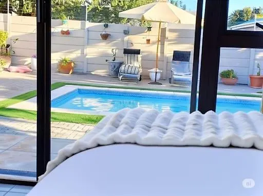 Stylish Studio In Tableview Stay With Pool Access Le Cap Afrique du Sud